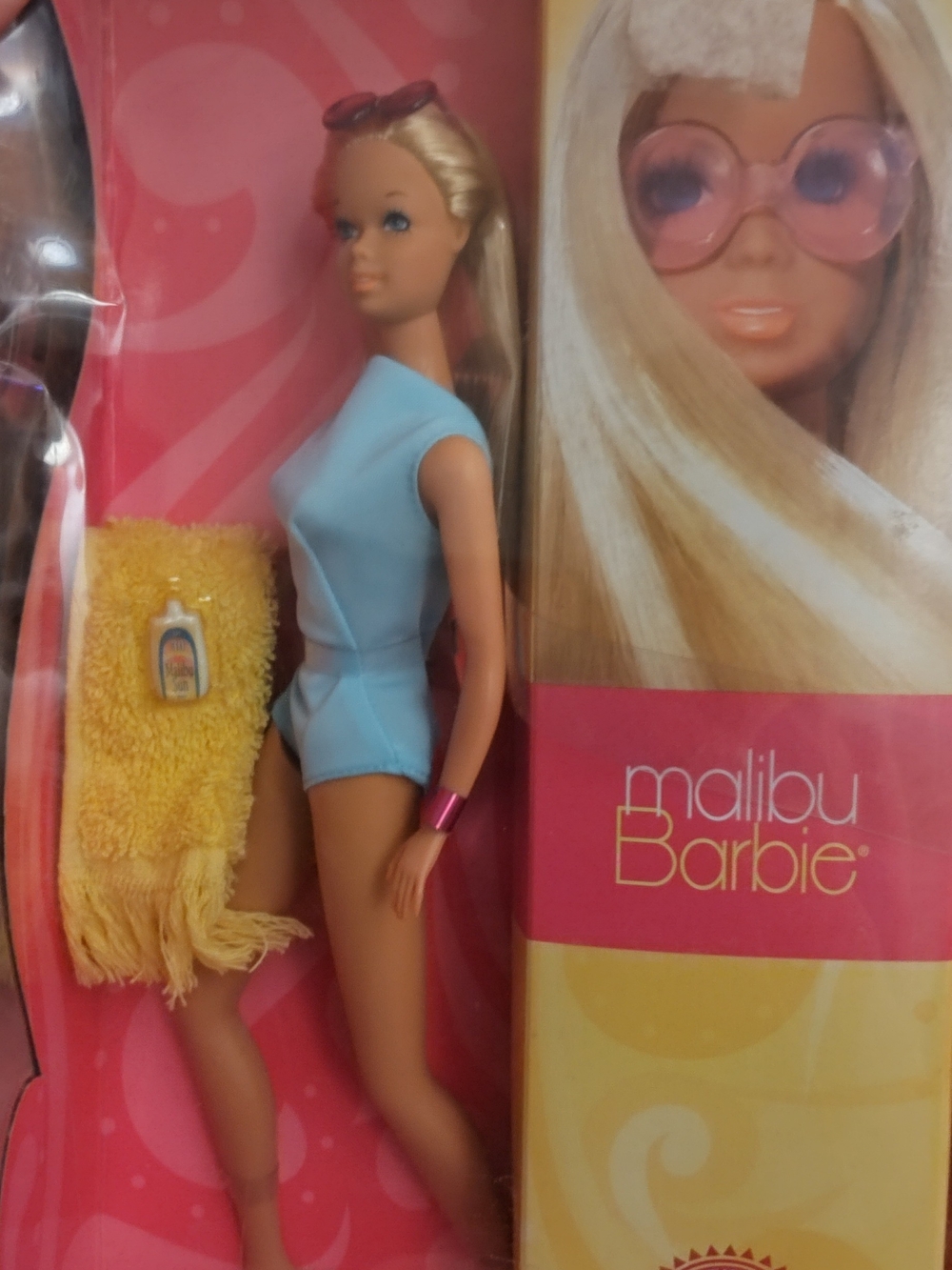 1971 Malibu Barbie KEEPSAKE the Label Yellow and Pink Keepsake Box